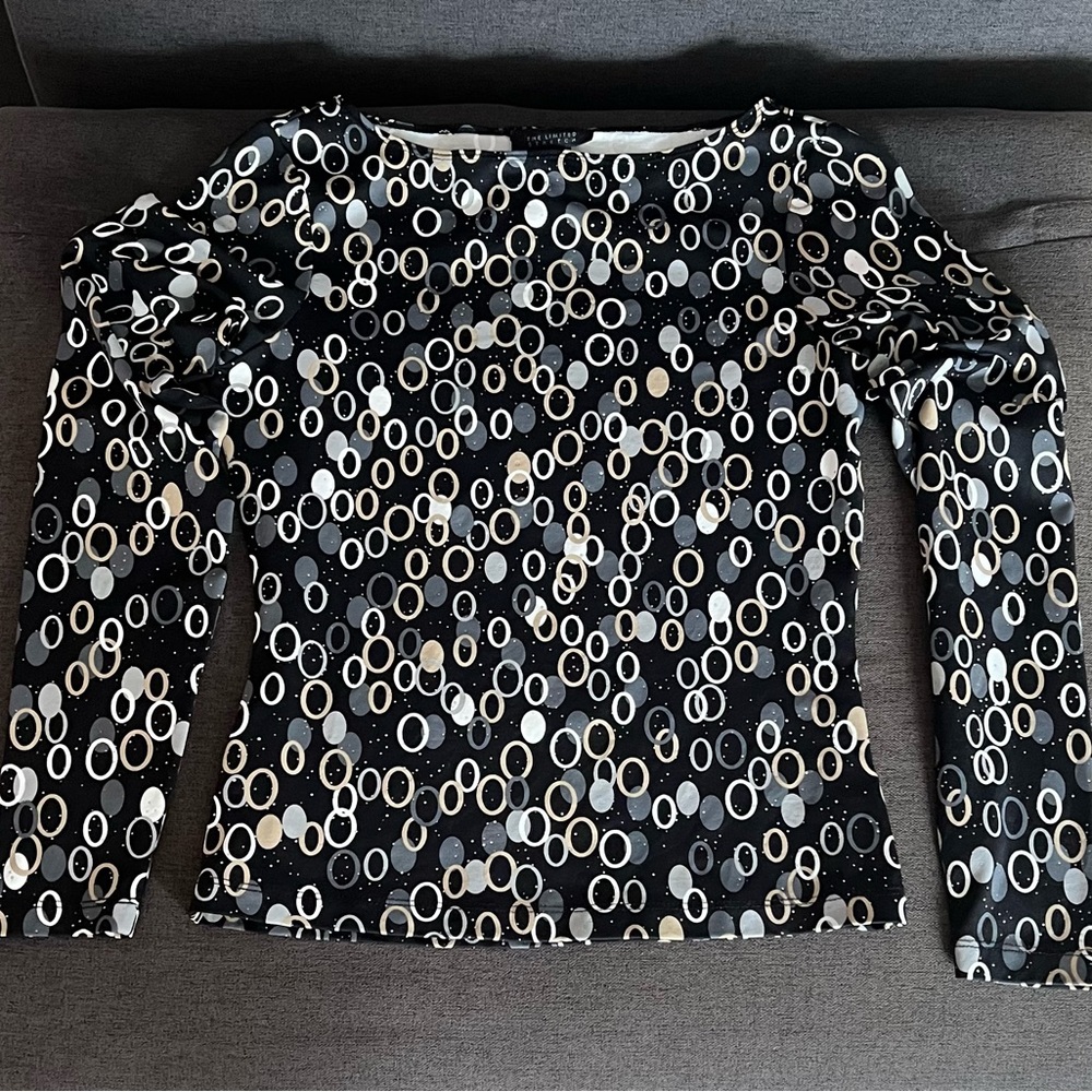 Stylish Black, White, Tan and Grey Circle Patterned Women's Top